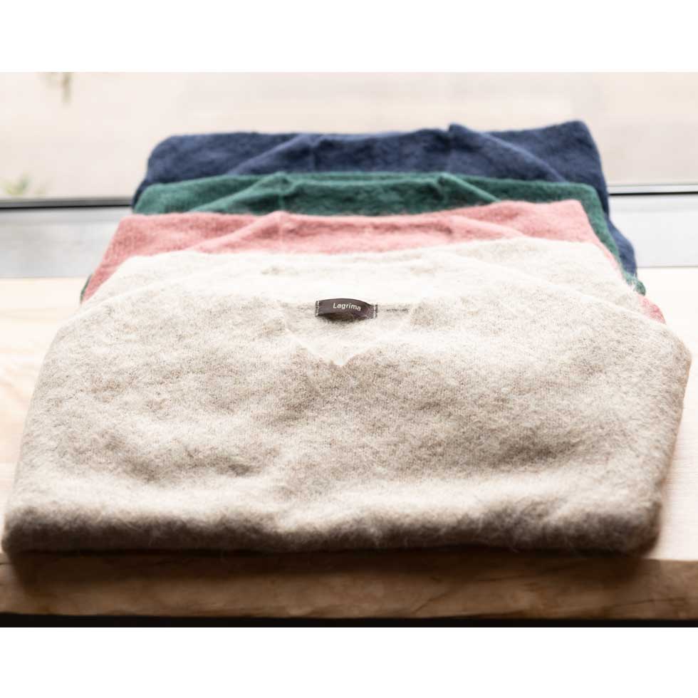 スリアルパカ混 ブークレー Vネックプルオーバー 軽くあたたか 全4色 M〜L