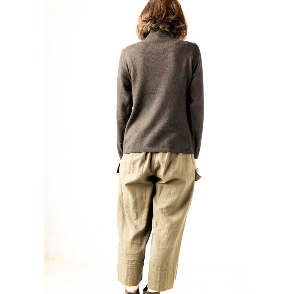 カシミヤ100% ダイヤ柄ハイネックプルオーバー 全3色 M〜L