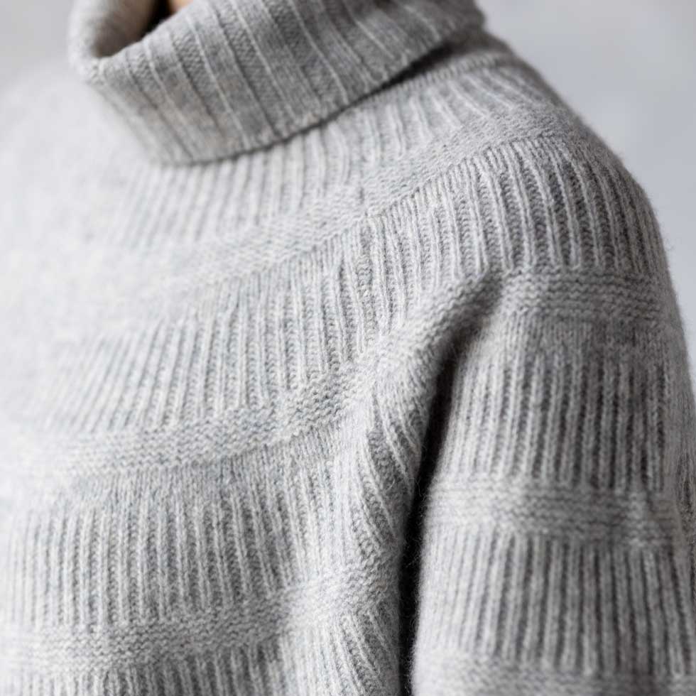 ヤク100% オフタートルネック ラグランセーター 全4色 M〜L